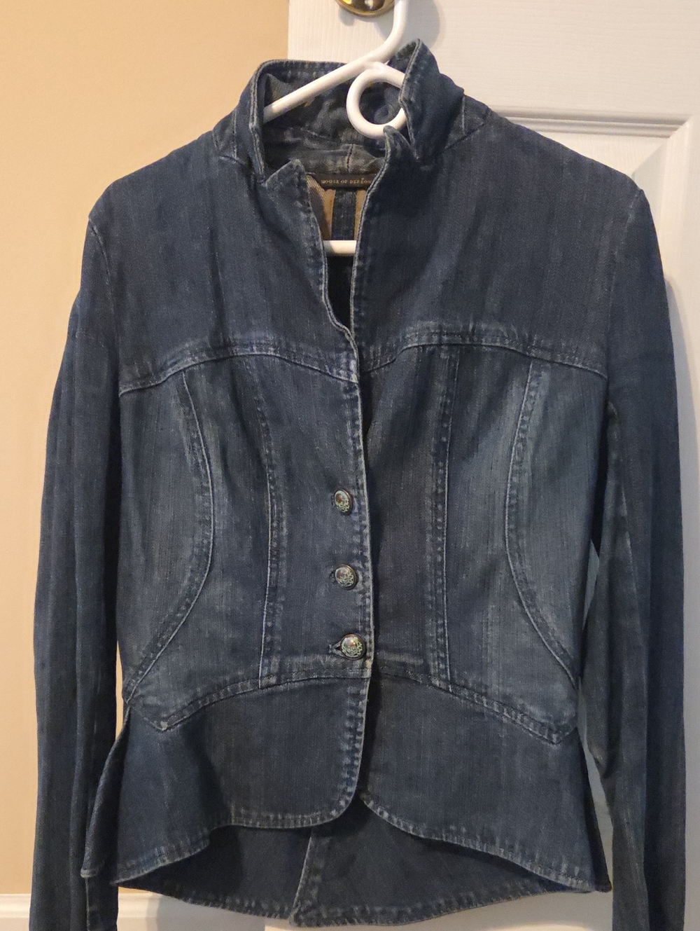 Beyoncè Fans! Original VINTAGE HOUSE OF DERÈON DENIM BLAZER